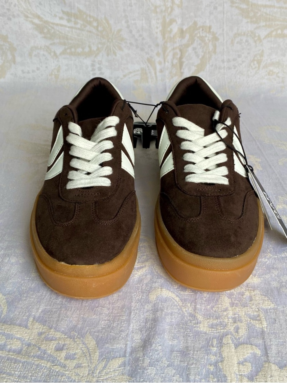 Women Madden NYC Low Top Platform Sneakers Shoes - Picture 5 of 12